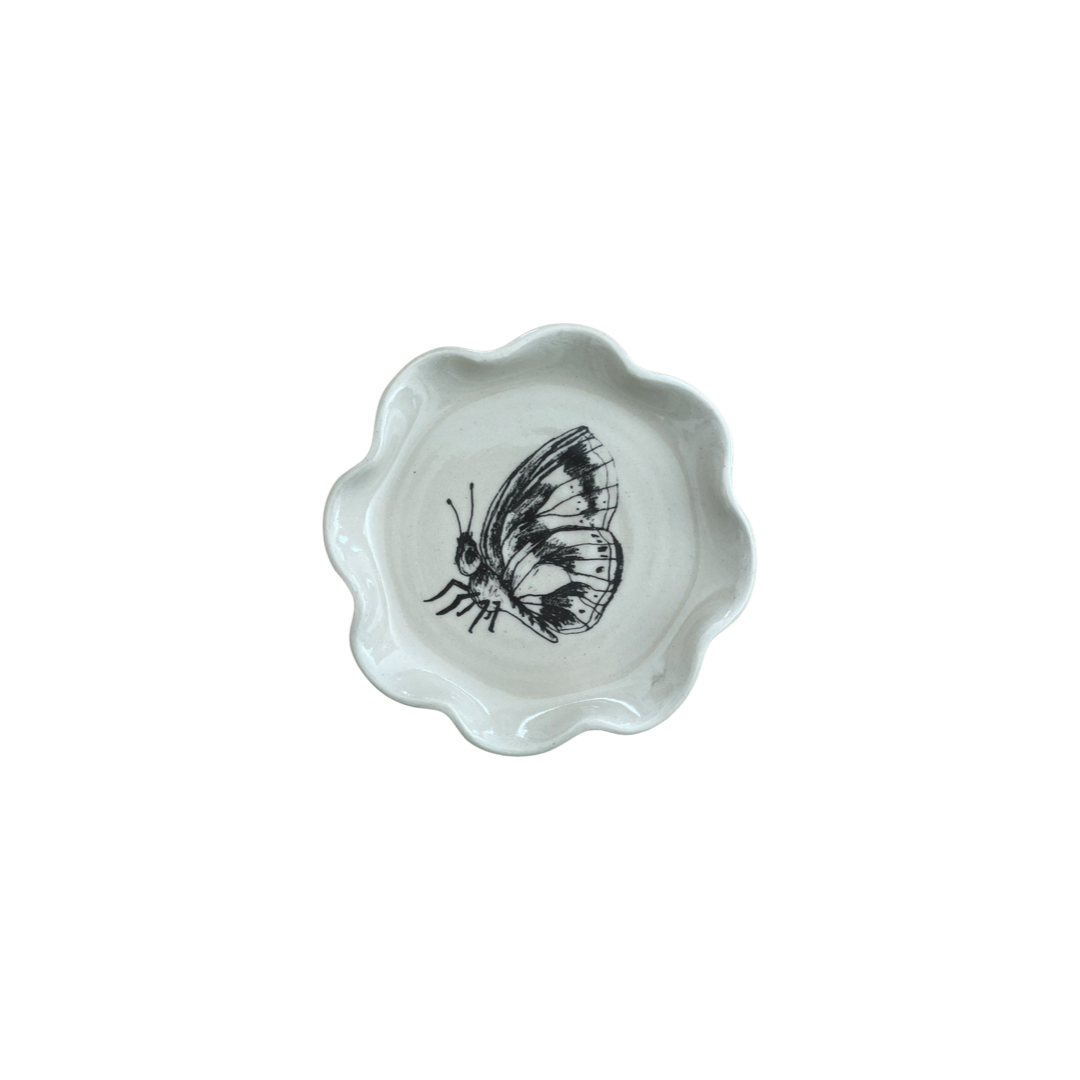 Frilly Dish | Butterfly