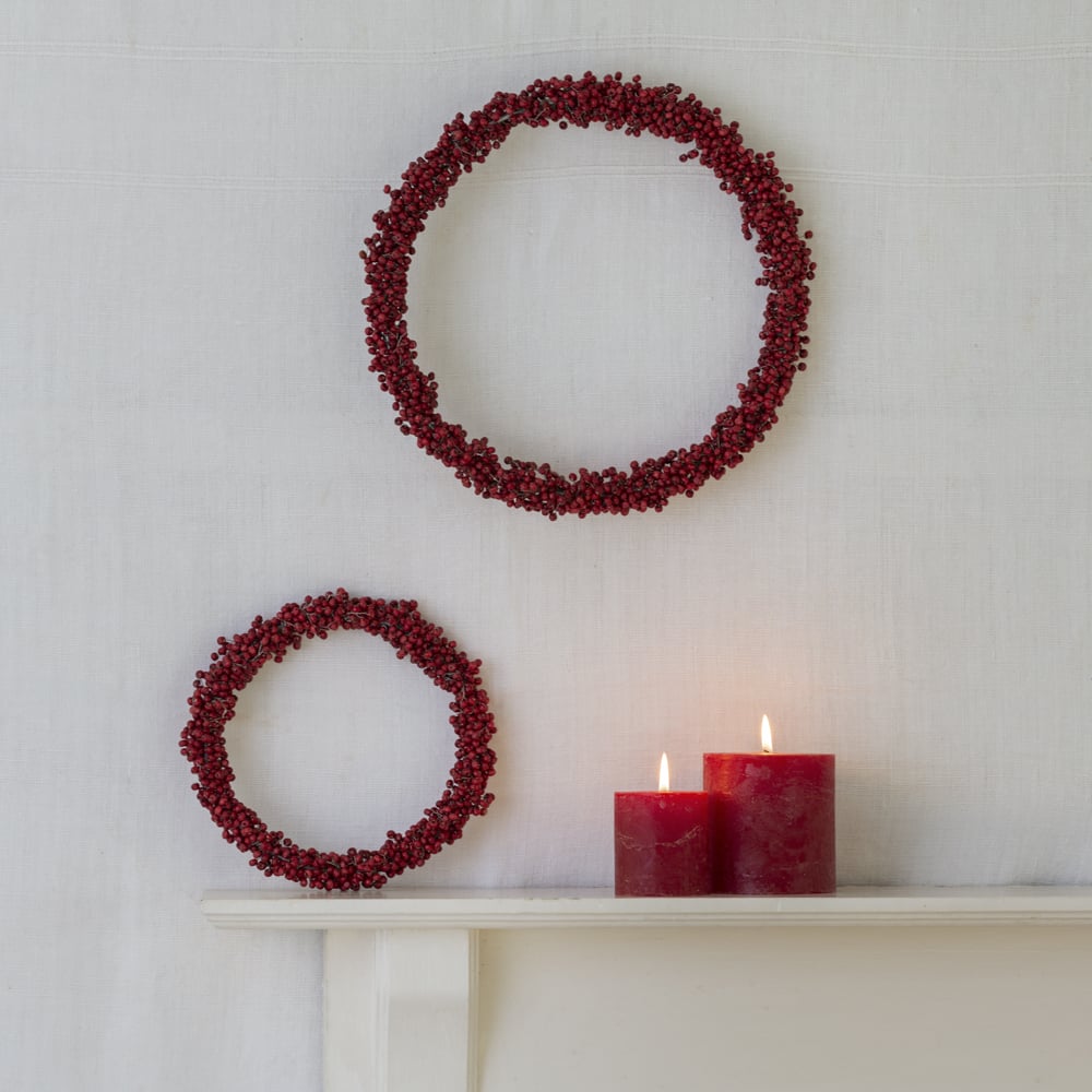 Red Berry Wooden Wreath | Small