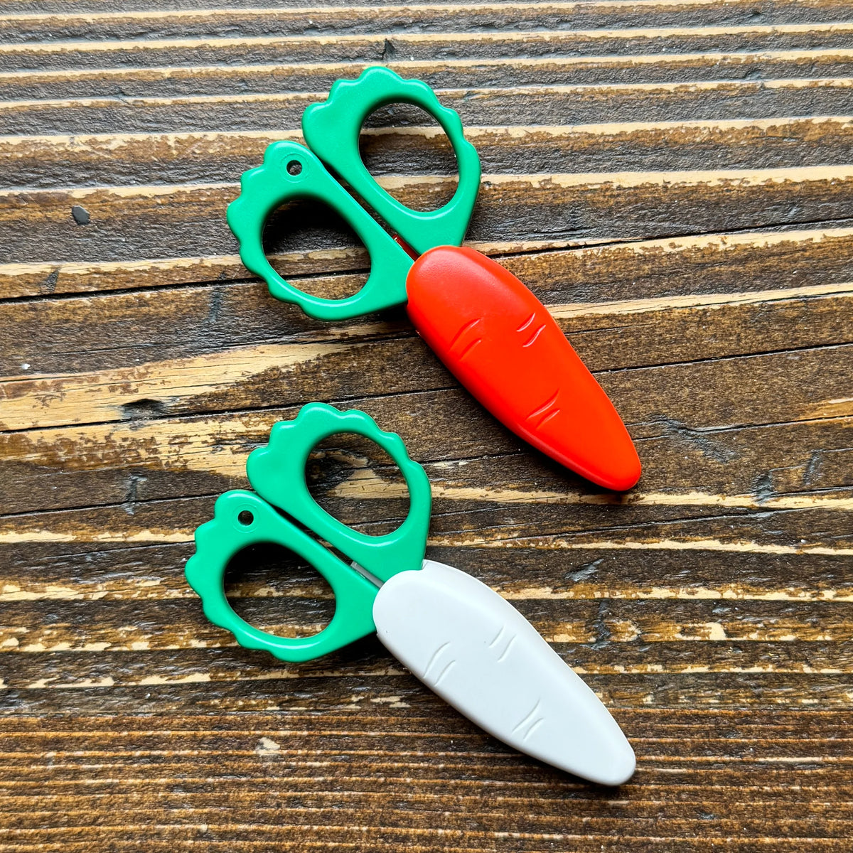 Fridge Magnet Scissors Carrot