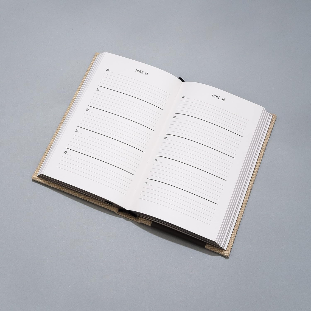 One Line A Day: A Five Year Memory Book | Canvas