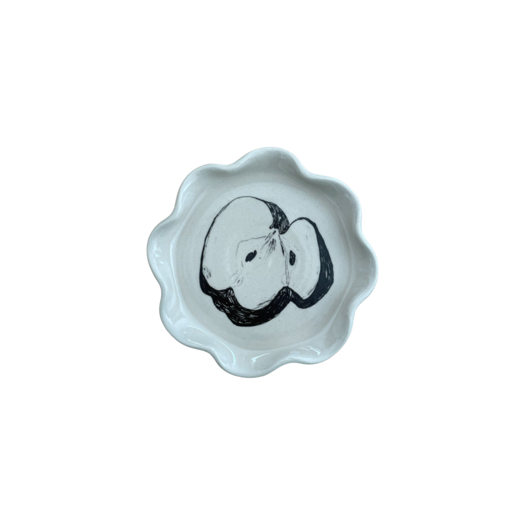 Frilly Dish | Apple